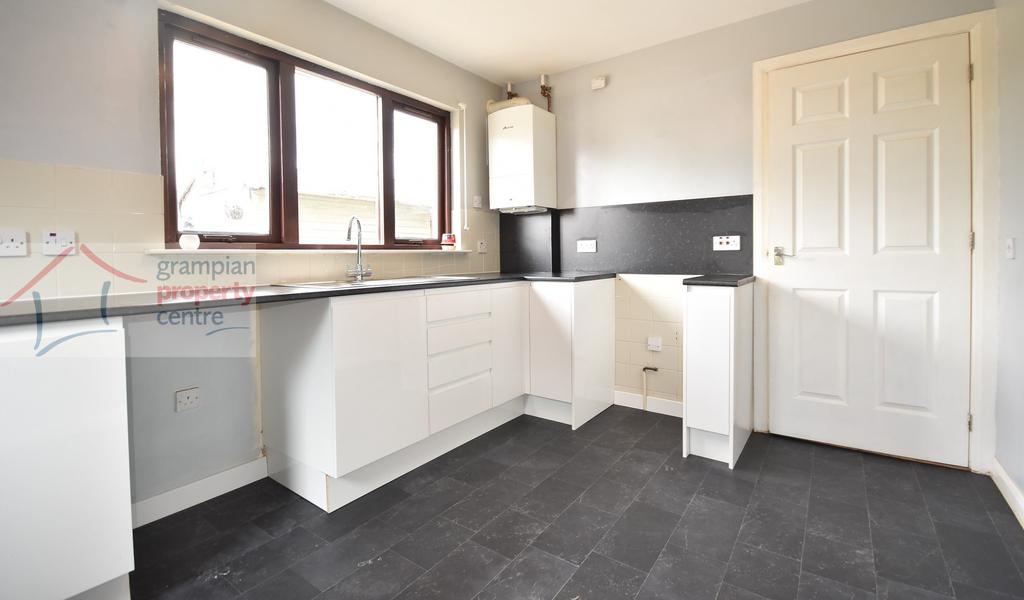 New kitchen 2 .JPG