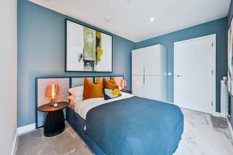 undefined, Lombard Square, Greenwich SE28