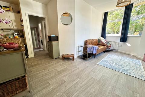 undefined, Bentham Close, Westlea, Swindon, SN5 7FR