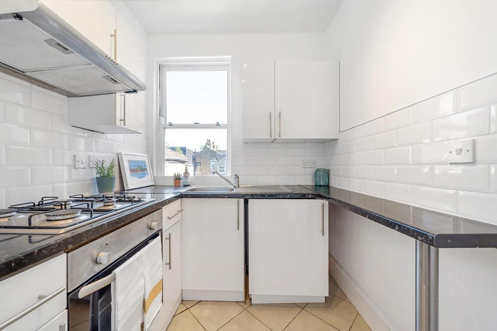 Kitchen.JPG