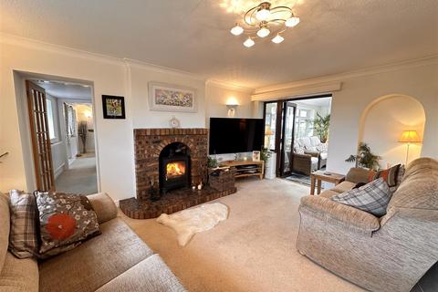 4 bedroom detached house for sale, Eaves Lane, Staffordshire Moorlands