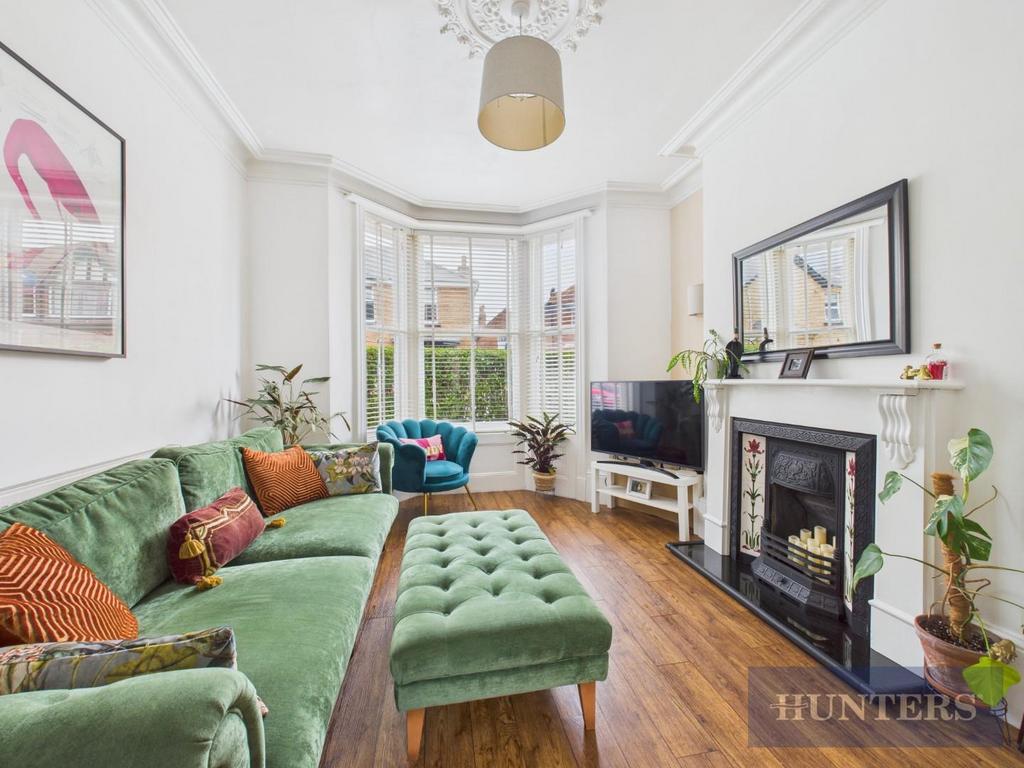 CAM05316 G0-PR0193-STILL001.jpg