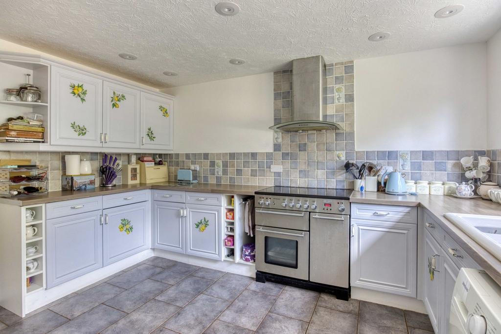 Ewemove Taunton - Graham Way (17)