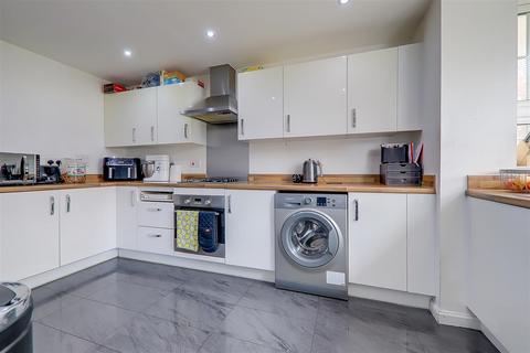 undefined, Quicksilver Street, Worthing BN13