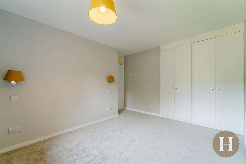 Hadleigh Estate Agents-19.jpg