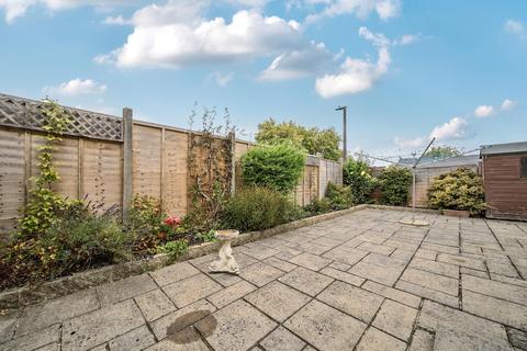 8 Elm Grove, Corsham, SN13 9DX
