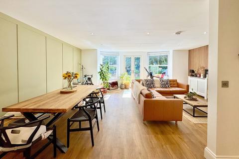 2 Roslin Road, Bournemouth, BH3 7JA