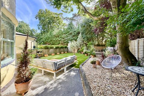 2 Roslin Road, Bournemouth, BH3 7JA