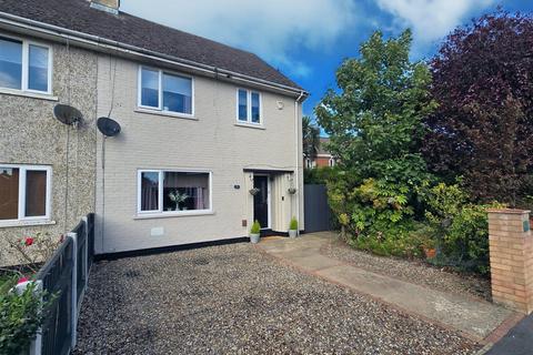 50 Ashley Downs, Lowestoft, NR32 4ET