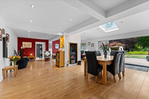4 bedroom detached house for sale, Buckingham Avenue, Widnes WA8
