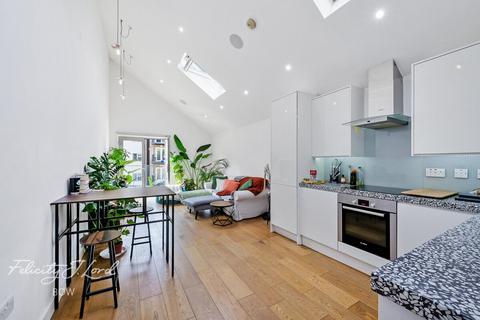 2 bedroom apartment for sale, Mile End Road, LONDON