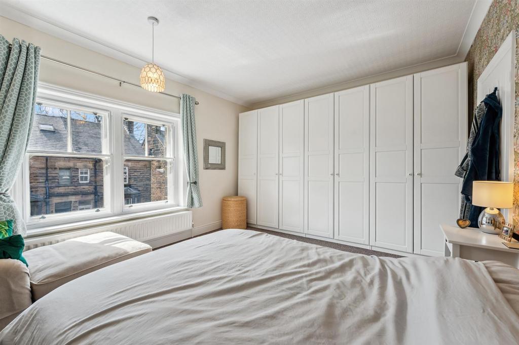 Bedroom One - wardrobes.jpg