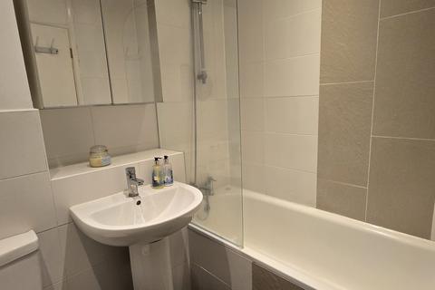 undefined, The Grove, Isleworth TW7