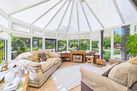 3 bedroom detached bungalow for sale, Shop Street, Whinburgh