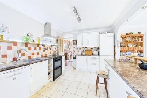 3 bedroom detached bungalow for sale, Shop Street, Whinburgh