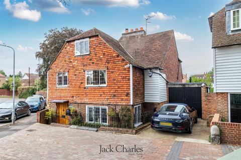 4 bedroom detached house for sale, Mill Lane, Tonbridge