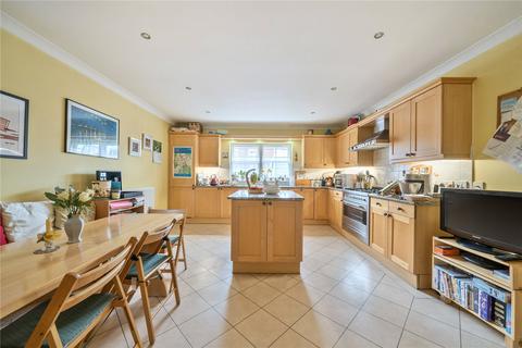 undefined, Elmdon Place, Surrey GU1