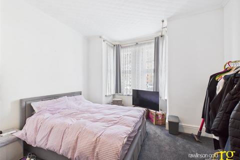 5 bedroom terraced house for sale, Herga Road, Wealdstone
