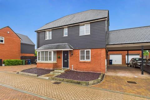 13 Plough Close, Brockworth, Gloucester, GL3 4XX