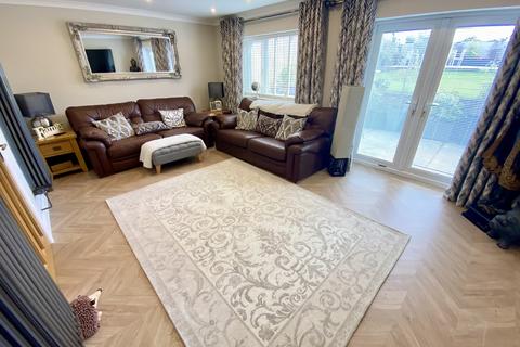 3 bedroom detached bungalow for sale, Cefn Road, Glais, Swansea, City And County of Swansea.