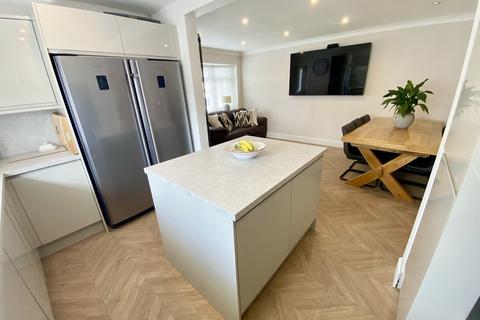 3 bedroom detached bungalow for sale, Cefn Road, Glais, Swansea, City And County of Swansea.