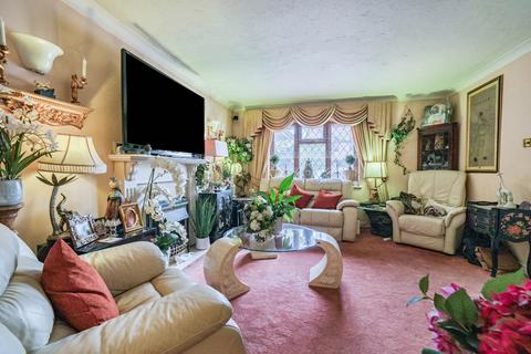 undefined, Fawler Mead, Bracknell, Berkshire