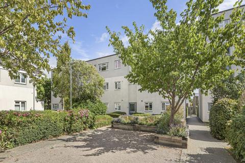 Peregrine Road, Sunbury-On-Thames TW16