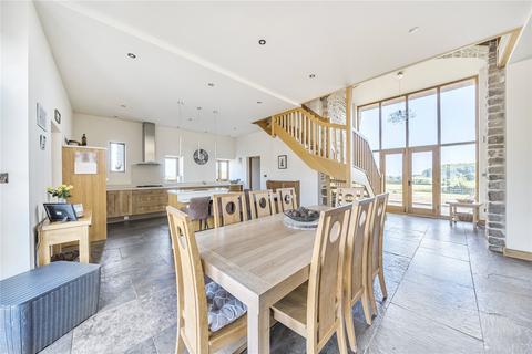 undefined, Barn 3, Magor NP26