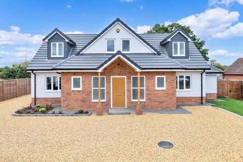 5 bedroom detached house for sale, Ivy Lane, Wilstead, Bedford, MK45