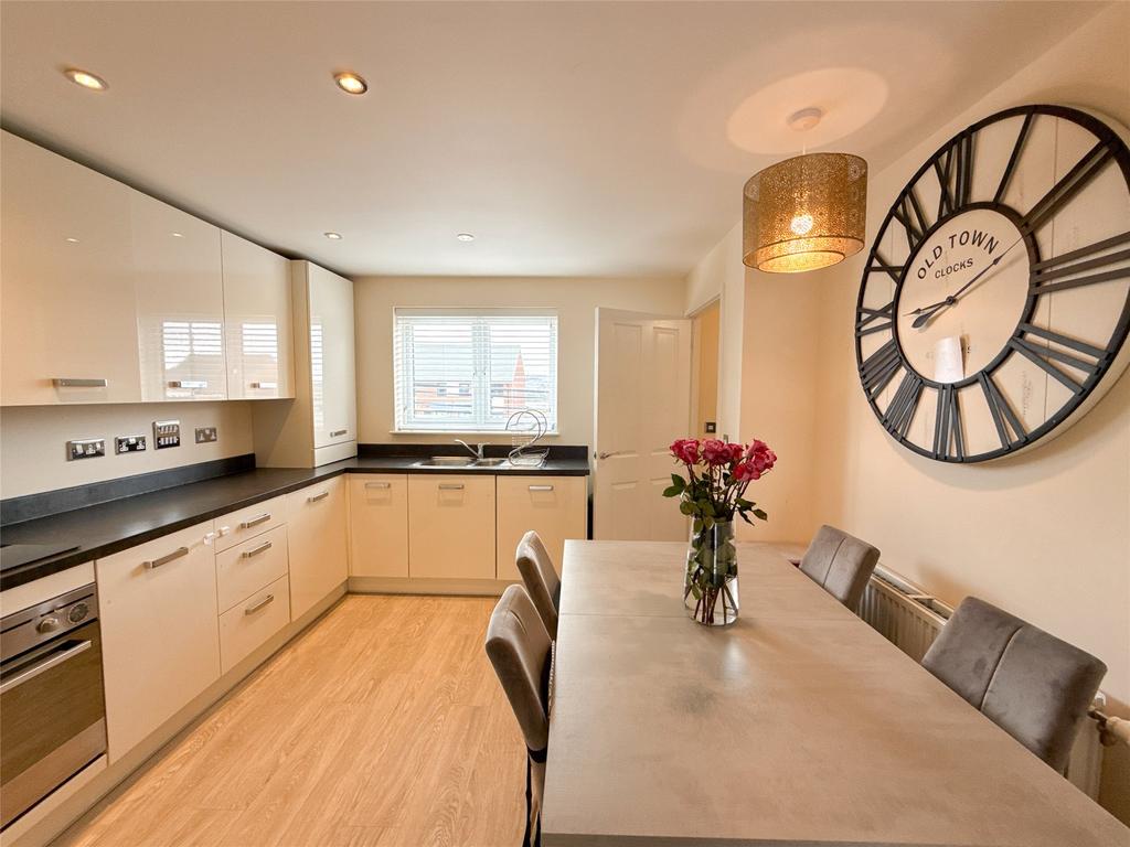 Dining Kitchen