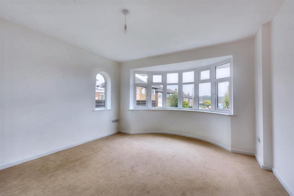 Living Room 1.jpeg