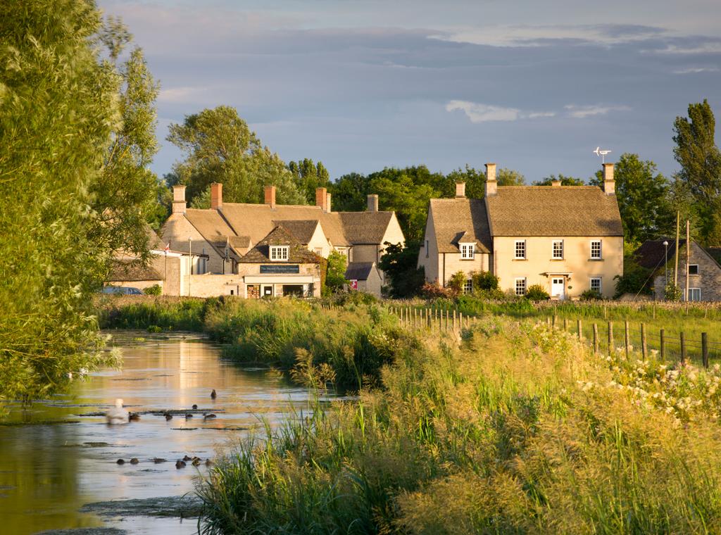 Fairfordpicture