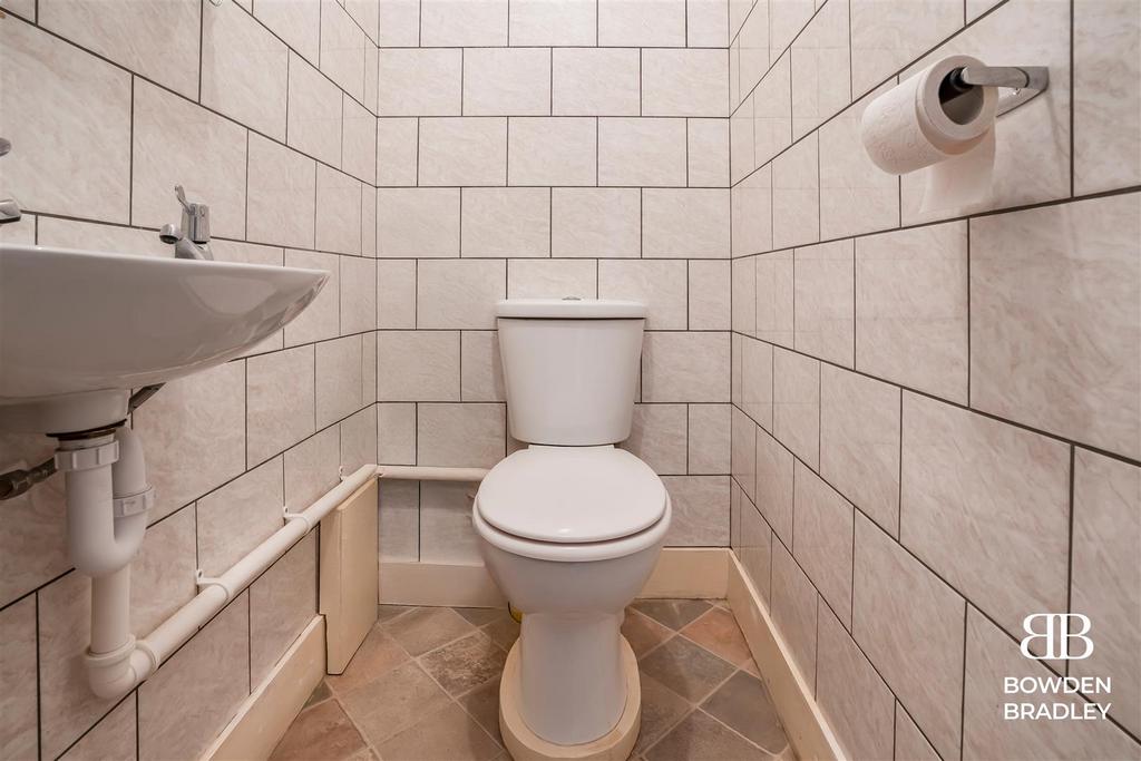 Toliet