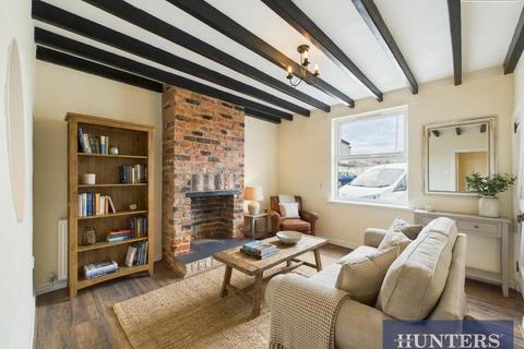 2 bedroom cottage for sale, Chapel Street, Flamborough, Bridlington