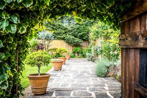 4 bedroom detached house to rent, The Haven, Rudgwick, Billingshurst, West Sussex, RH14