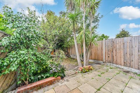 97 Holburne Road, London, SE3 8HH