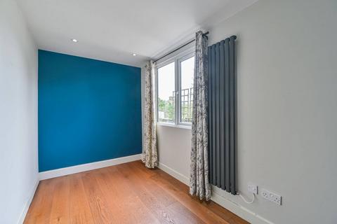 97 Holburne Road, London, SE3 8HH