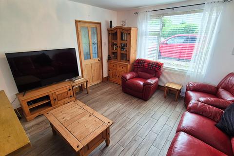 4 bedroom semi-detached house for sale, Rainsford Crescent, Leicester LE4