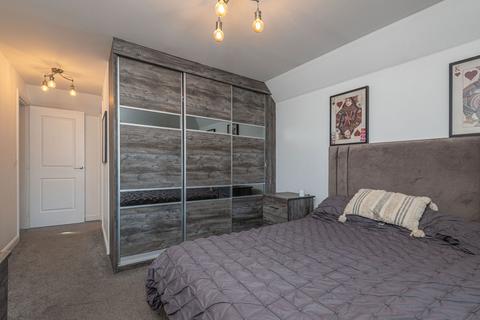 3 bedroom detached house for sale, Ashbourne Avenue, Leeds LS15