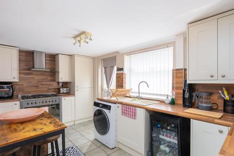 2 bedroom terraced house for sale, Station Road, Keyingham