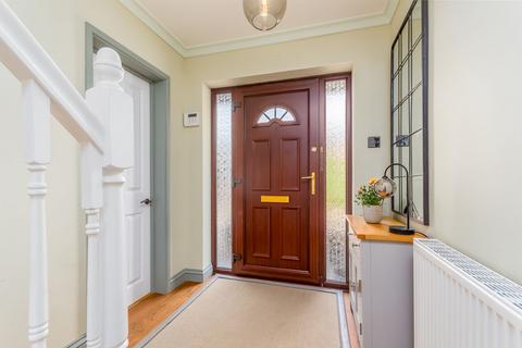 undefined, The Close, Cleeve Prior WR11