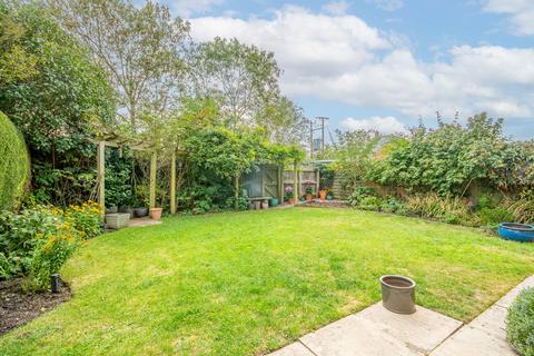 undefined, The Close, Cleeve Prior WR11