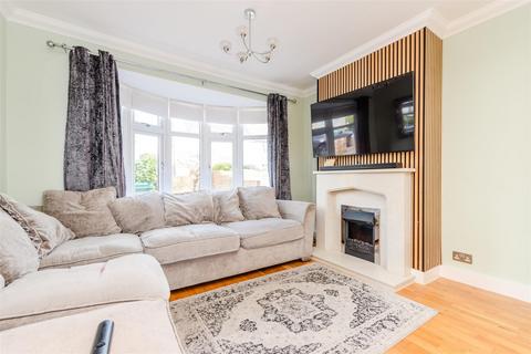 3 bedroom semi-detached house for sale, Barnes Cray Road, Dartford DA1