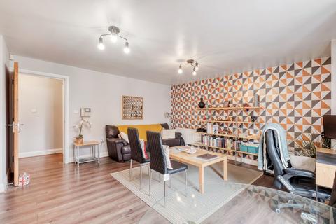 2 bedroom flat for sale, Old Hall Gardens, Shirley, B90