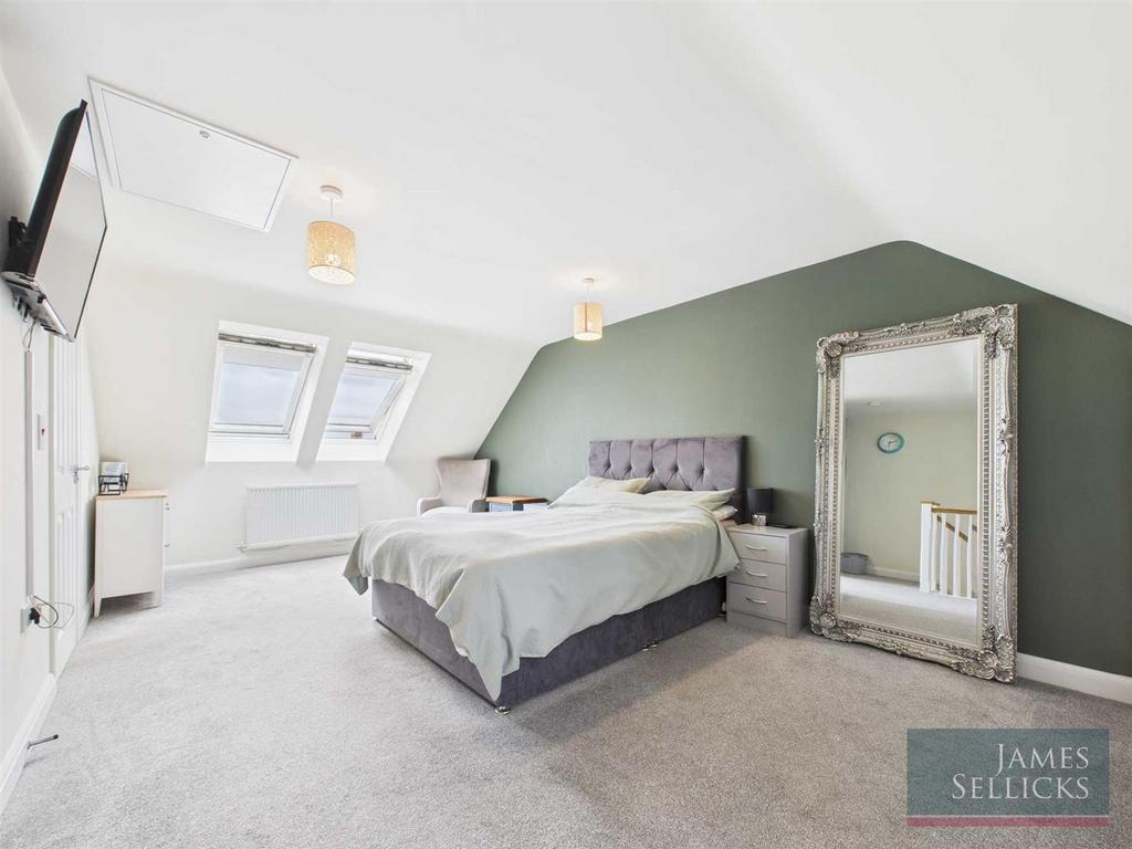 Principal Bedroom