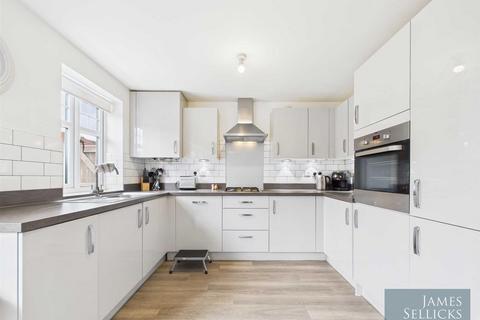 3 bedroom semi-detached house for sale, Garner Way, Fleckney, Leicestershire