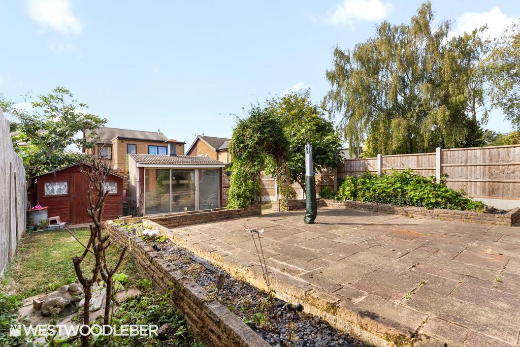 John Elliot Close 20.jpg