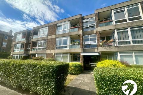 2 bedroom maisonette for sale, Wricklemarsh Road, London, SE3