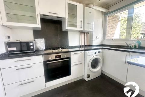 2 bedroom maisonette for sale, Wricklemarsh Road, London, SE3