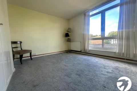 2 bedroom maisonette for sale, Wricklemarsh Road, London, SE3